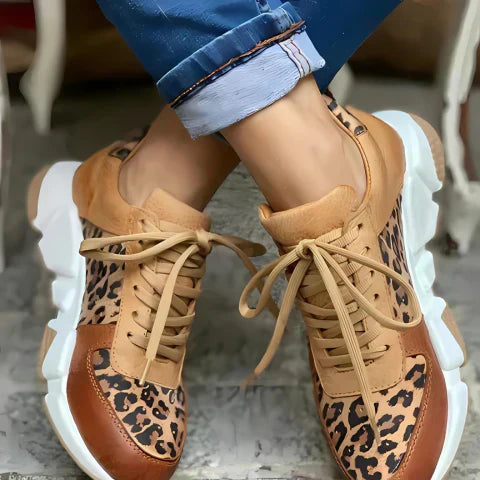 Tindra | Discover Your New Favorite Pair