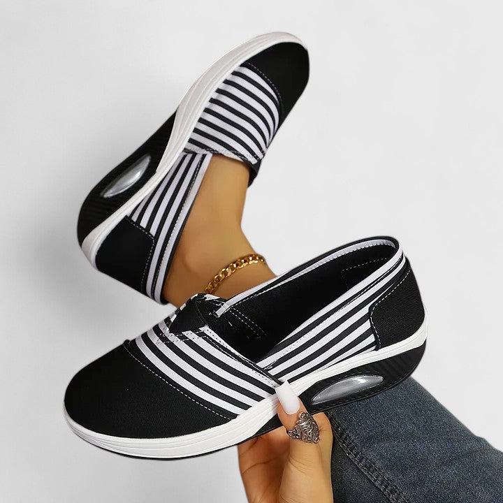ORLYNITHRA – ORTHOPEDIC SNEAKERS