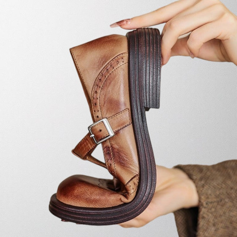 Clara - Timeless Mary Janes
