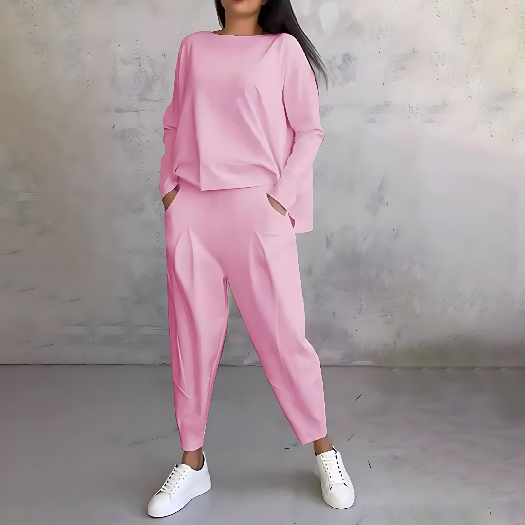 Women’s Casual Loose-Fit Top and Tapered Pants Set 5