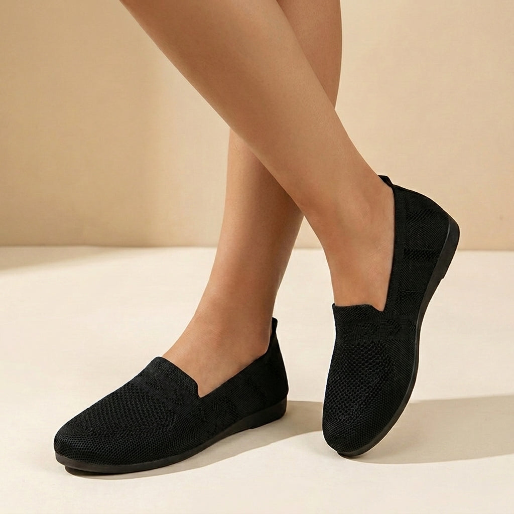Women’s Lightweight Slip-On Shoes Effortless Summer Style 1