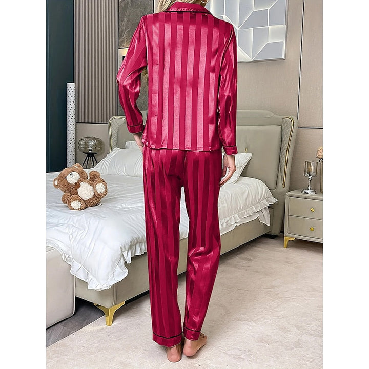 Women’s Two-Piece Long-Sleeve Lounge Set Elegant Comfort 3